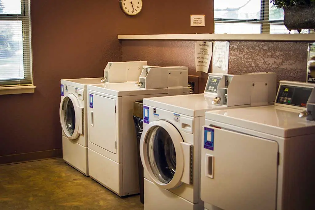 Jenis-jenis Laundry yang Ada di Industri Perhotelan