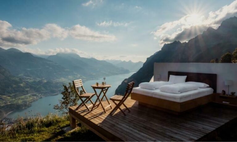 Ciri-Ciri Hotel Yang Aman Dari Razia