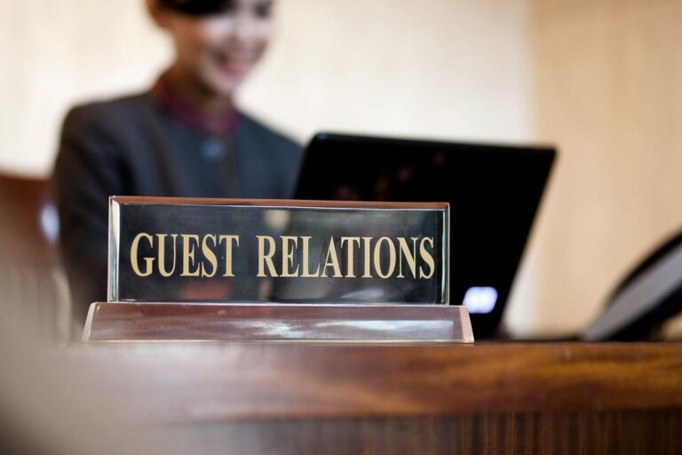 Guest Relation Officer Adalah