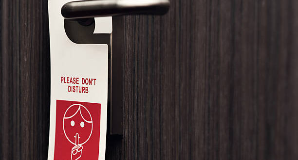 Prosedur Penanganan Kamar dengan Tanda "Do Not Disturb" (DND)
