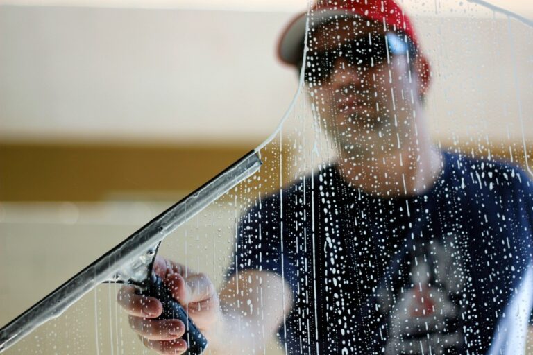 Glass Cleaning Adalah